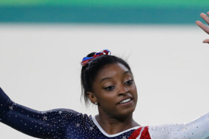 simone-bilesjpg-1-34-640x853